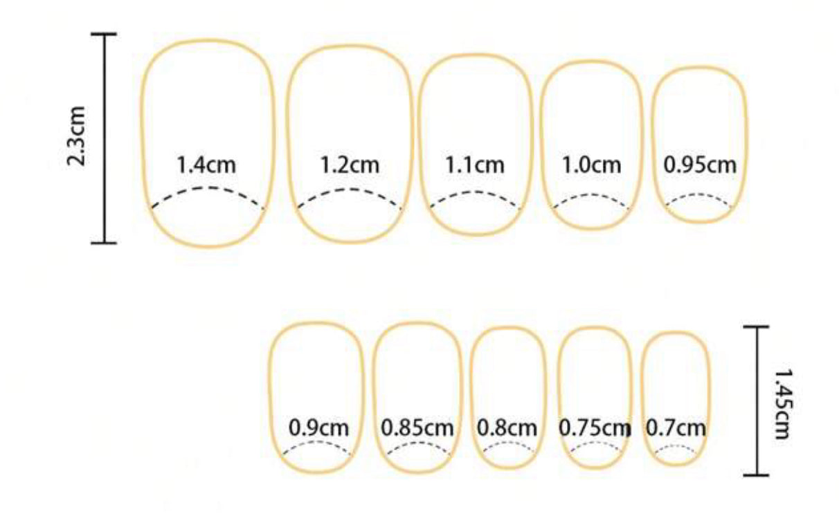 24Pc Round Holiday Nails set in red, White & Green with Gingerbread Designs - Press-on Express