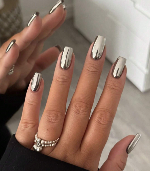24Pc Square Nails Set in Silver Chrome - Press-on Express
