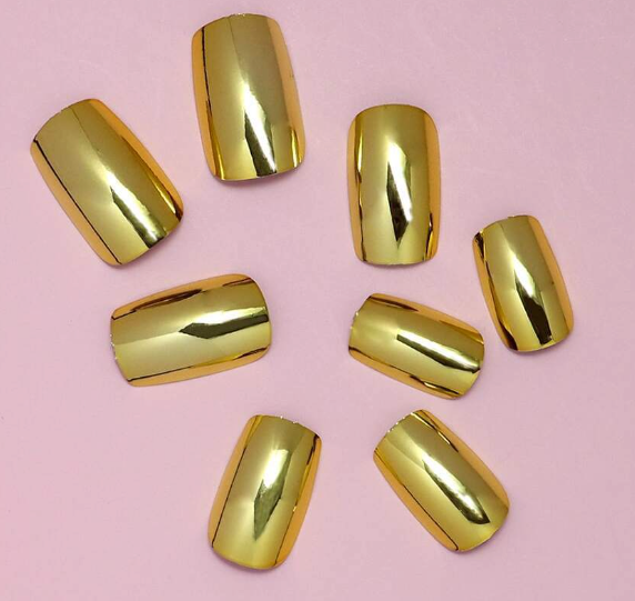 24Pc Short Square Nails set in Gold with a Mirror Finish - Press-on Express